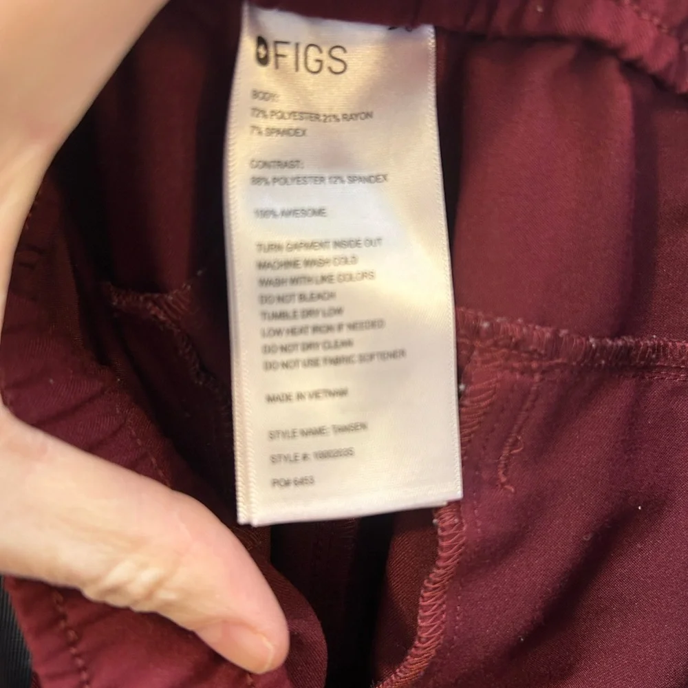 Figs Scrubs Maroon Jogger Pants XL short